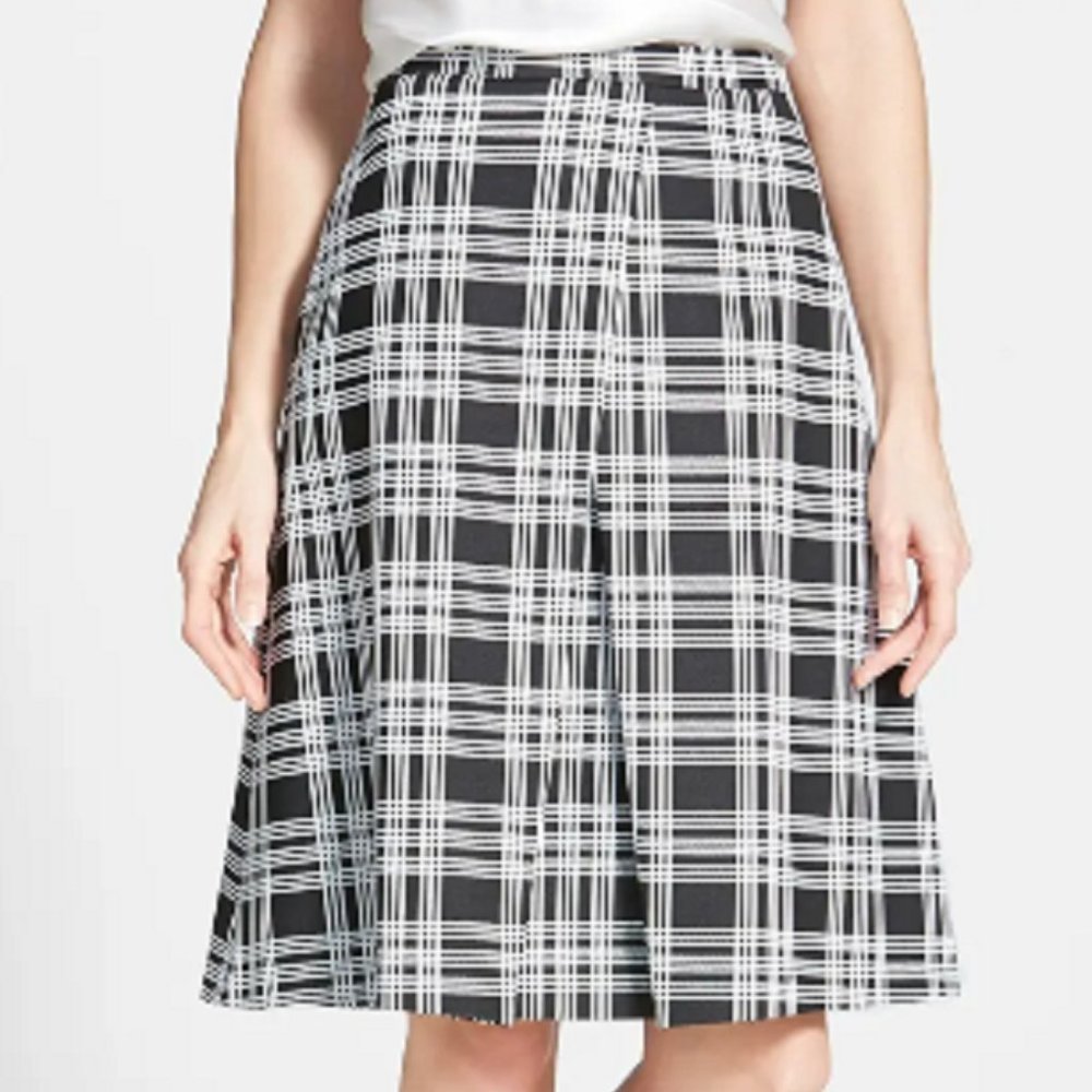Classiques Entier Women's Skirt Black White Plaid